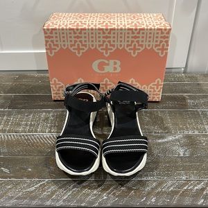 Gianni Bini Strait-Fire Chunky Flatform Sporty Sandal; size 7; color-black/white